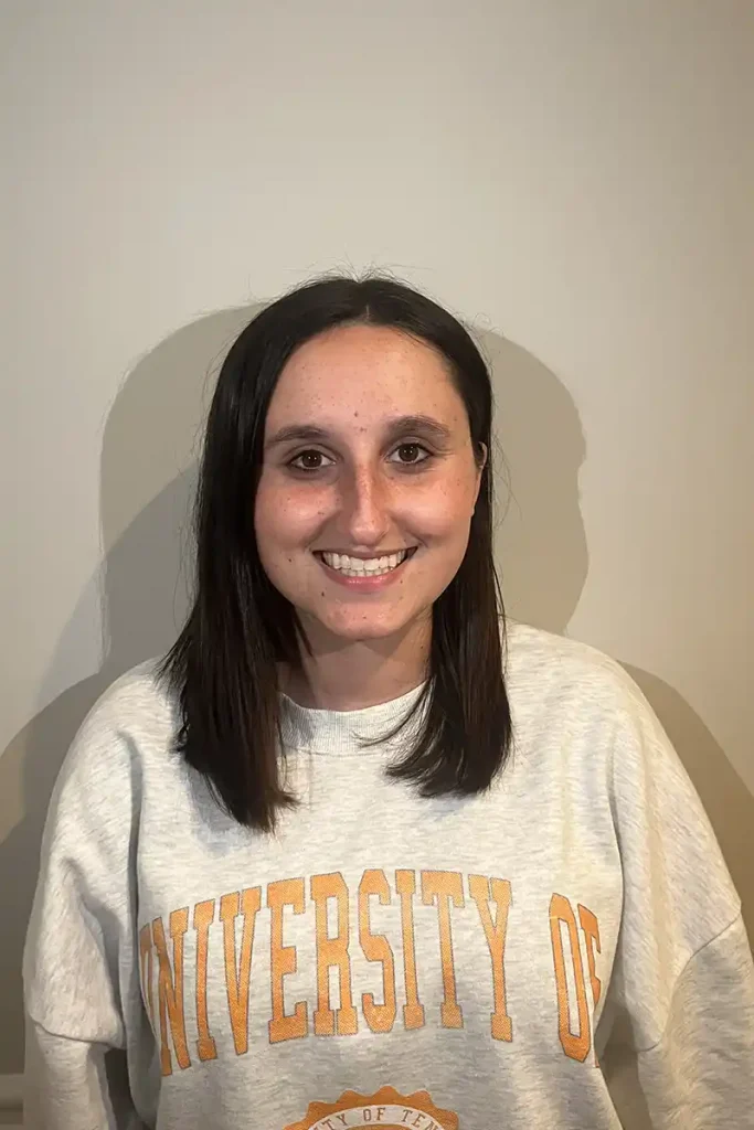 Head Shot of Anna Grace in University of Tennessee sweatshirt.
