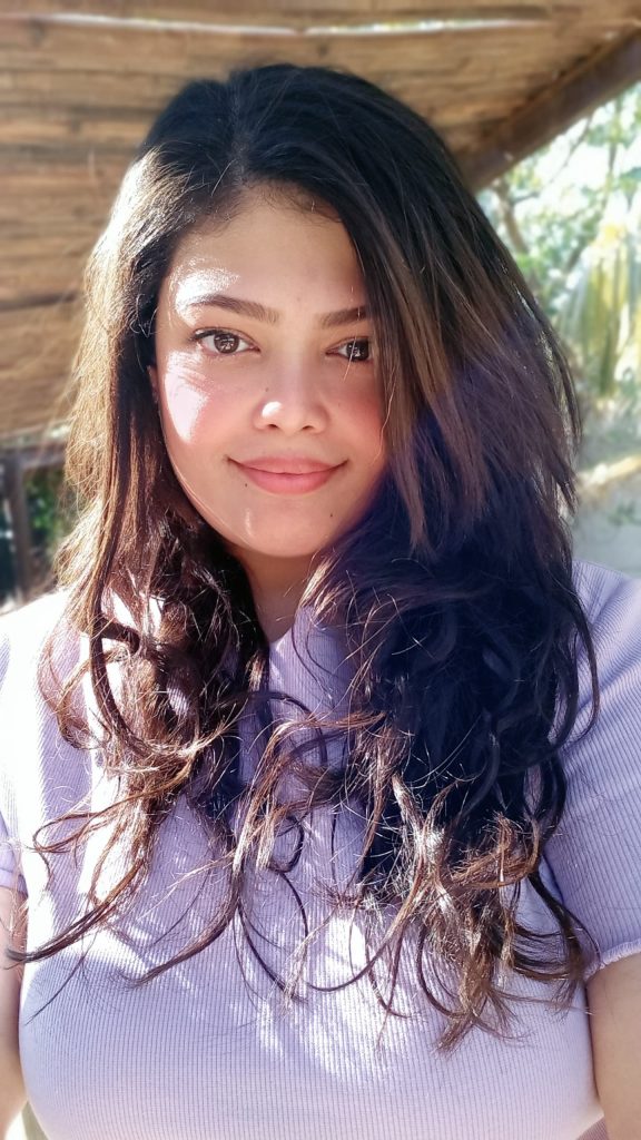 Headshot of Maryam.